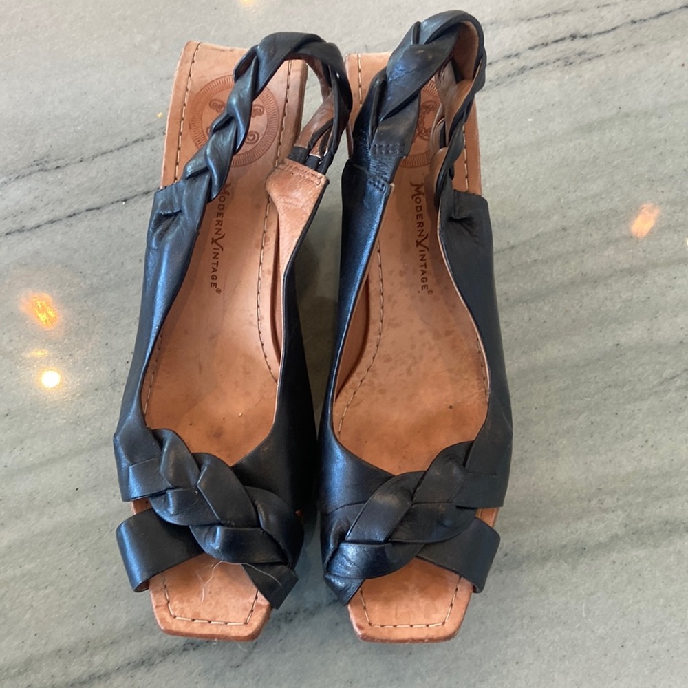 Vero Cuoio Wedges